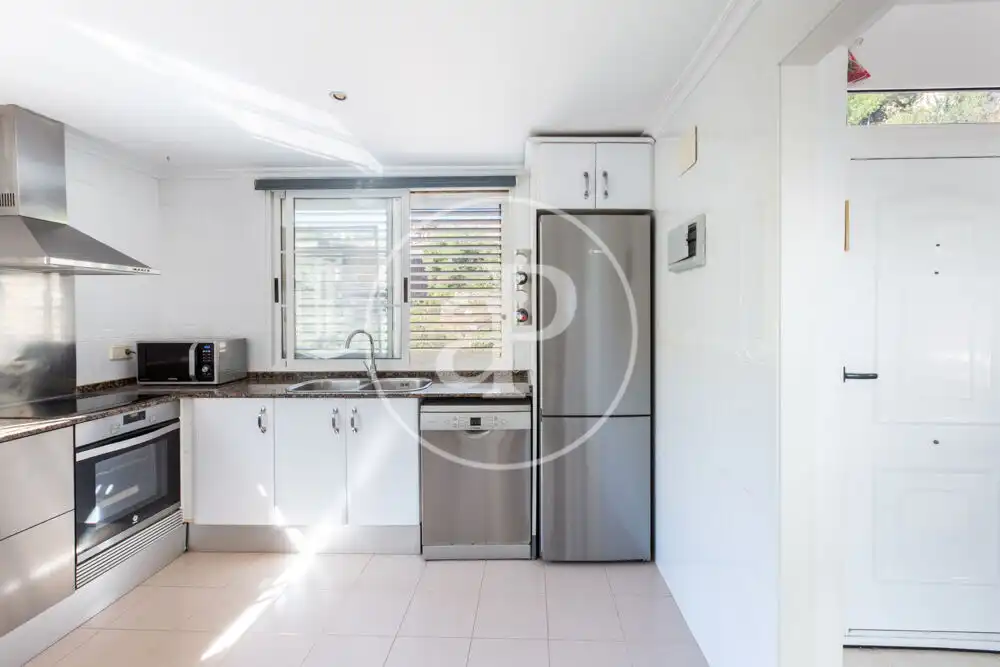 Kitchen of Houses for sale in Chiva  with Heating, Private garden and Terrace
