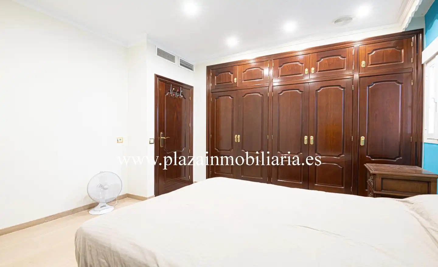 Habitación de Casa o chalet en venta en Lucena con Aire acondicionado, Piscina y Balcón