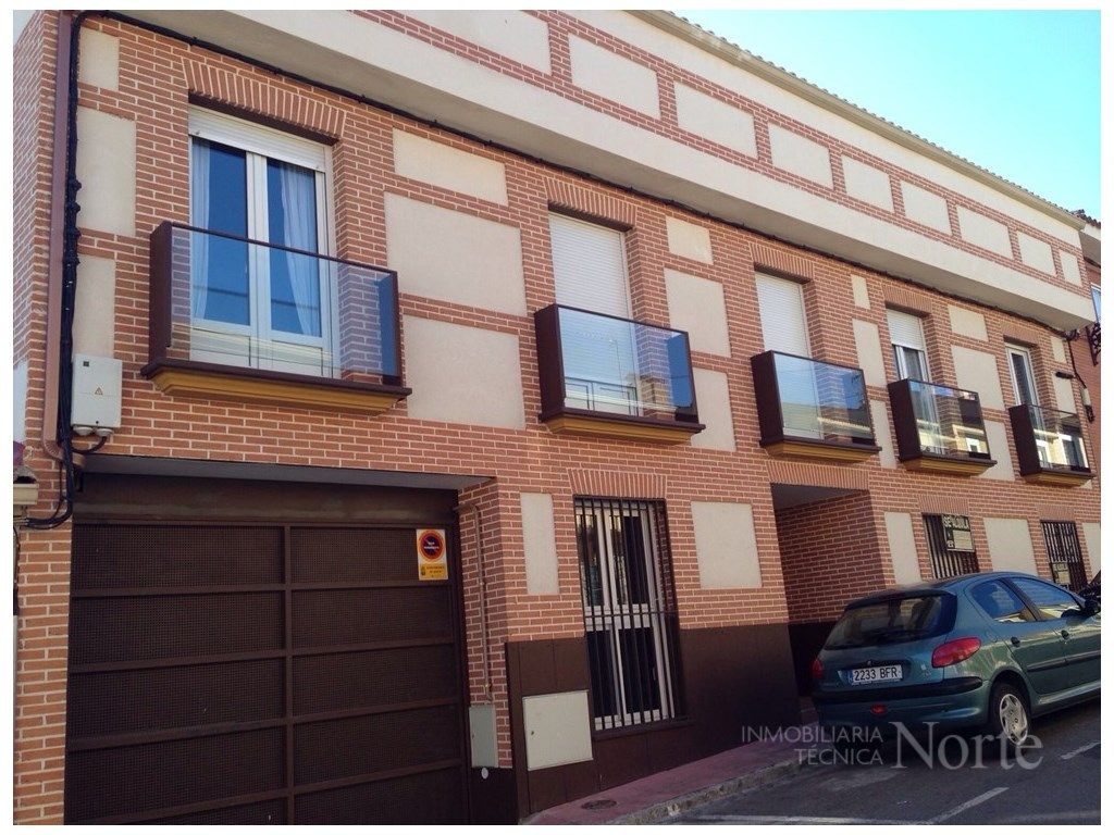 Duplex to rent in C/. ALCALA 37.  ALTURA 1 LETRA 1, Algete Centro