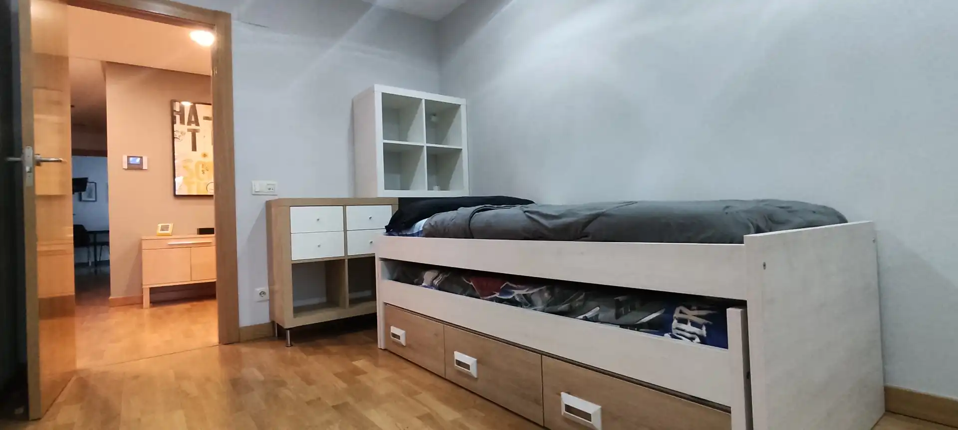 Habitación de Apartamento en venta en Arnedo con Aire acondicionado, Calefacción y Parquet