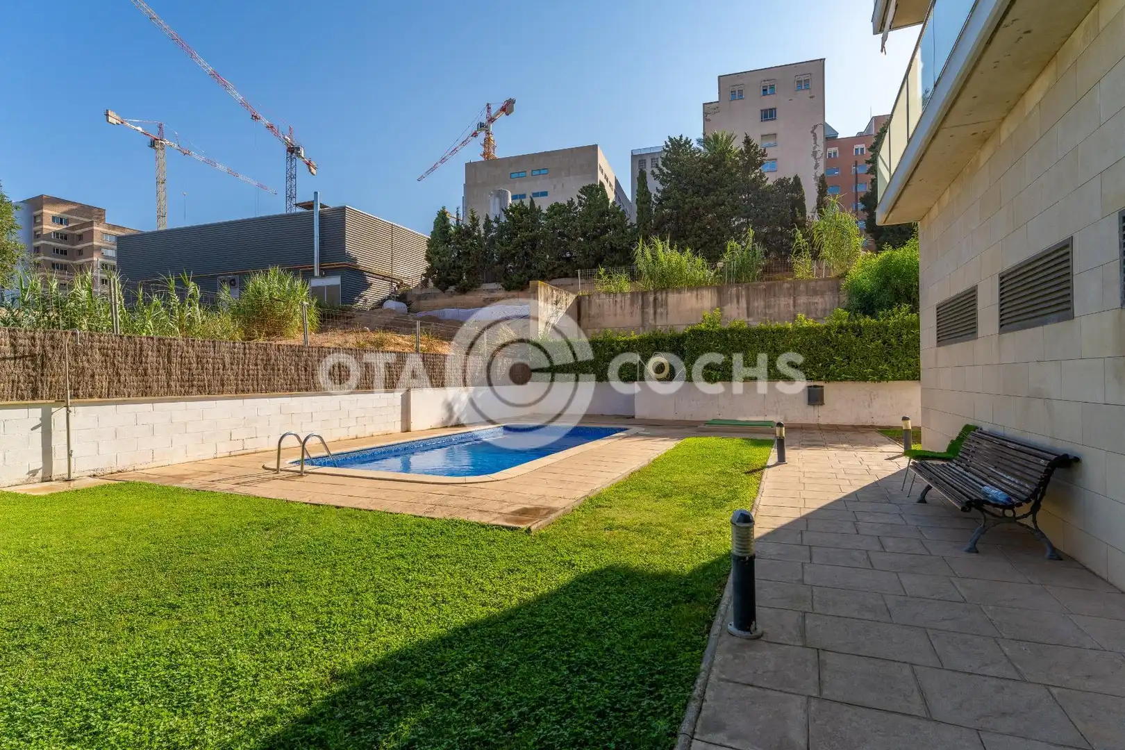 Piscina de Pis en venda en Tarragona amb Aire condicionat, Calefacció i Traster