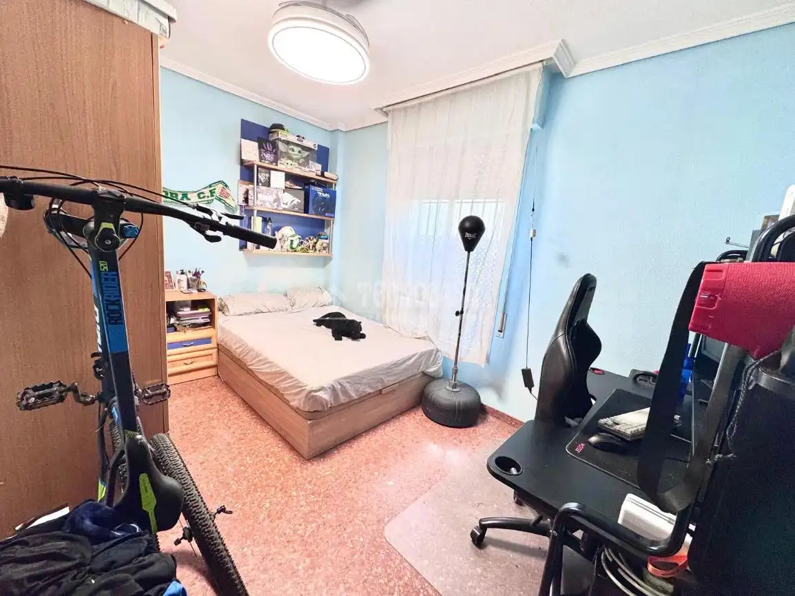 Habitación de Piso en venta en Córdoba con Aire acondicionado y Calefacción