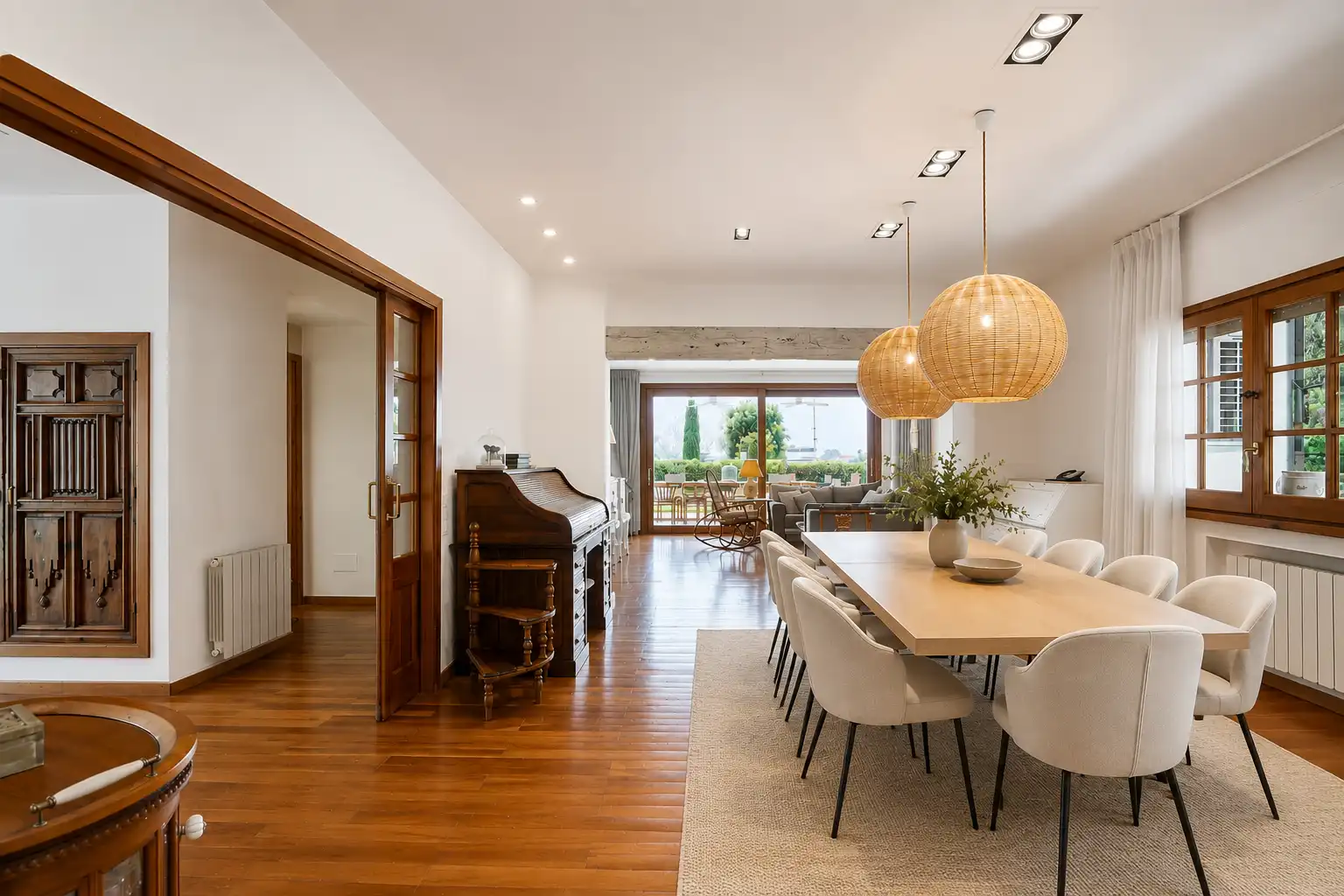 Comedor de Casa o chalet de alquiler en Sant Andreu de Llavaneres con Aire acondicionado, Calefacción y Jardín privado