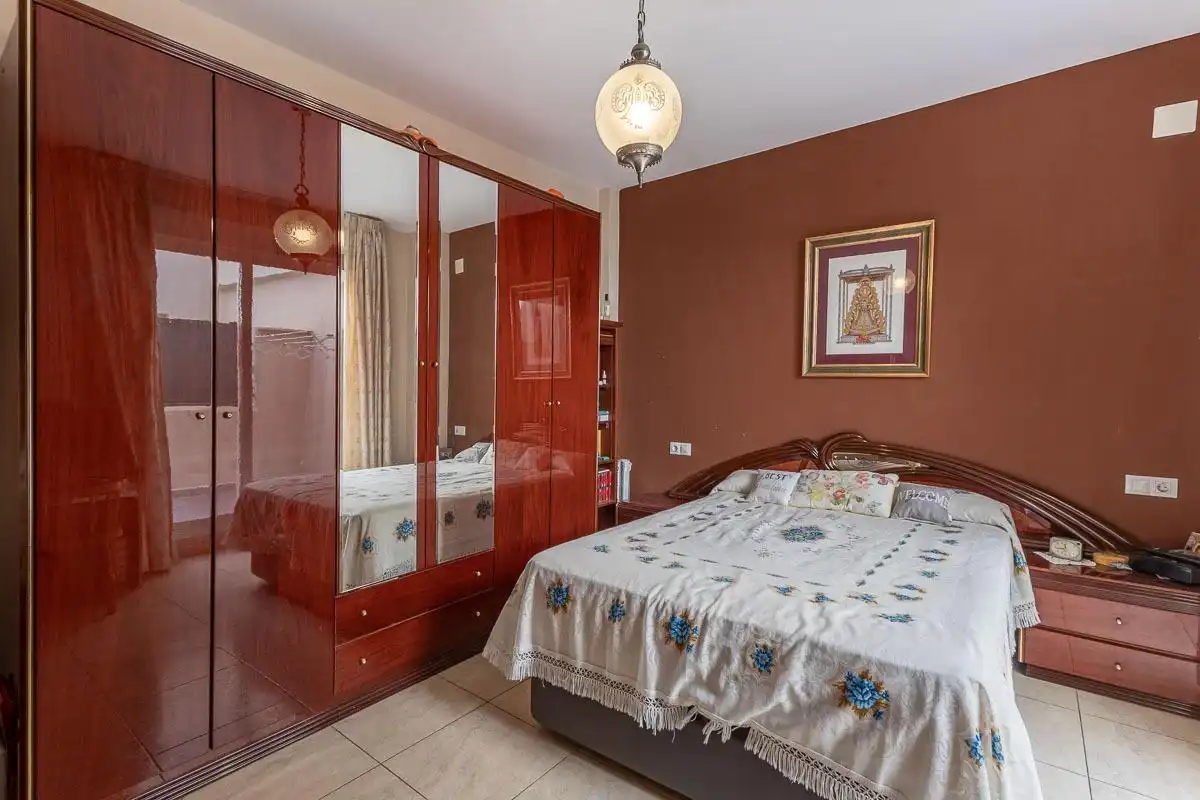 Habitación de Planta baja en venta en Churriana de la Vega