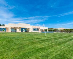 Jardí de Casa o xalet en venda en Pozuelo de Alarcón amb Aire condicionat, Terrassa i Piscina