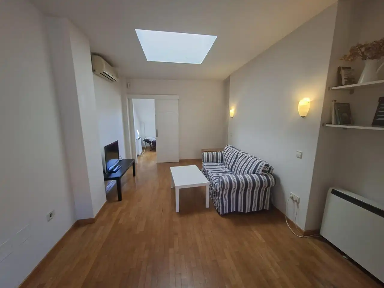 Living room of Duplexes for sale in Madrid  with Heating, Storage room and Furnished