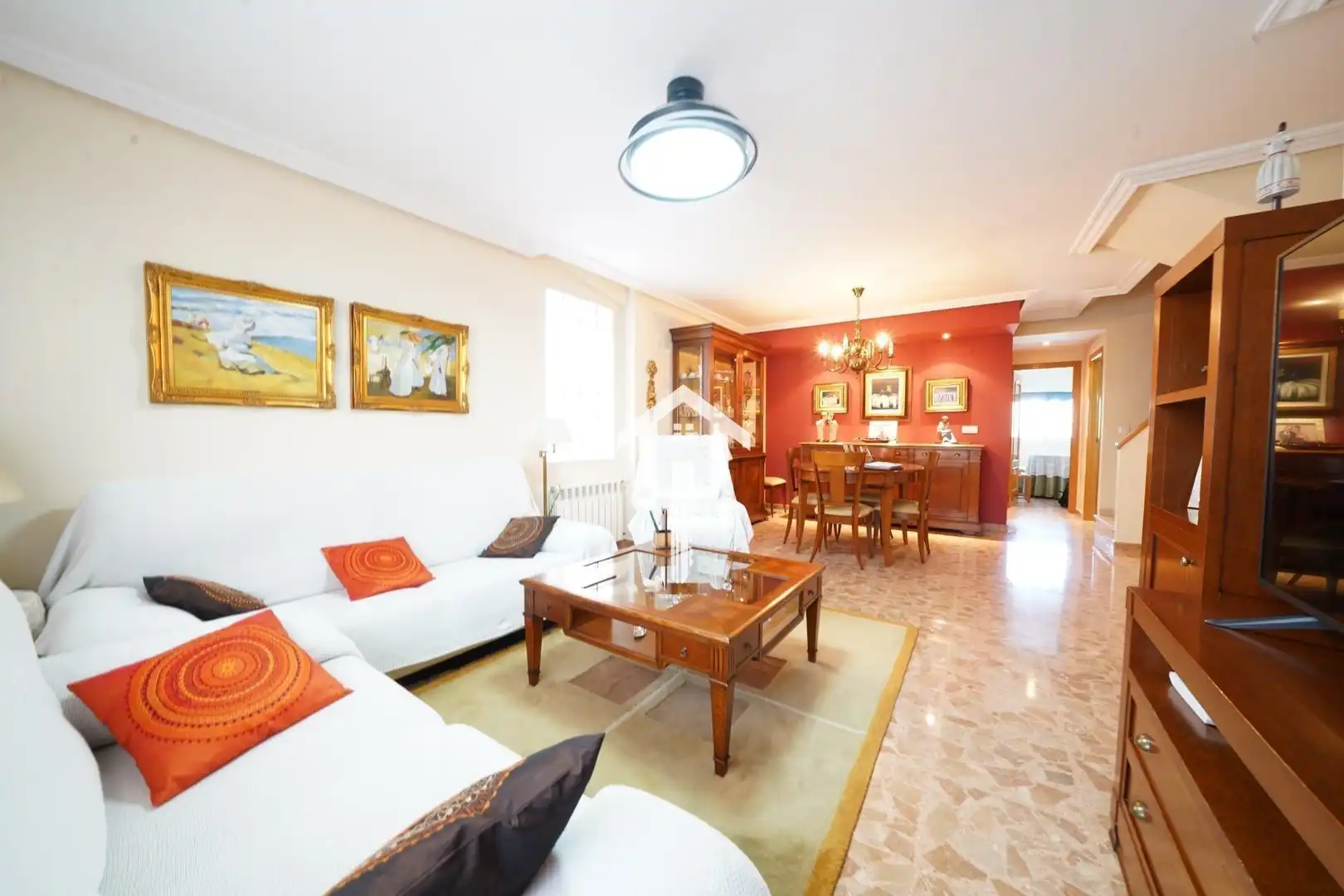 Sala d'estar de Casa adosada en venda en Alicante / Alacant amb Calefacció, Jardí privat i Terrassa