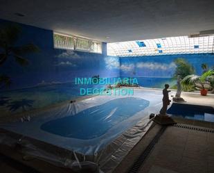 Swimming pool of House or chalet for sale in Linares  with Air Conditioner, Heating and Private garden