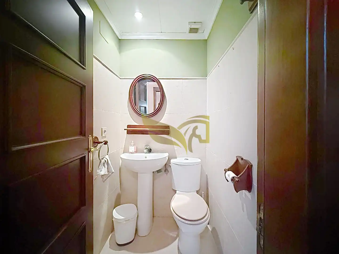 Badezimmer von Wohnung zum Verkauf in Sevilla mit Klimaanlage und Heizung