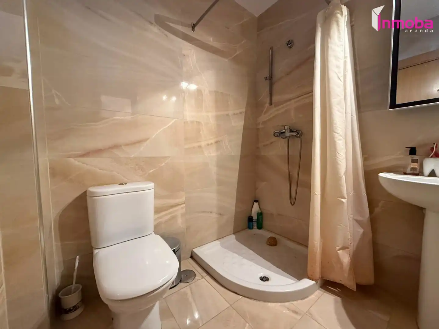 Bathroom of Houses for sale in Aranda de Duero  with Heating, Private garden and Terrace