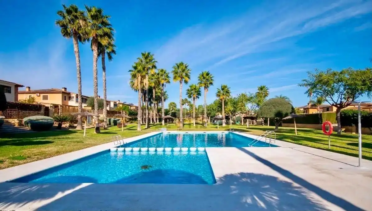Casa pareada con piscina en venta en Carrera Centaure, imagen 35