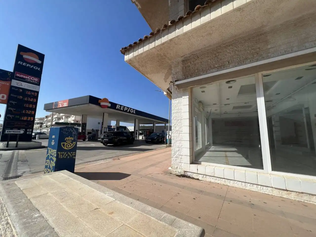 Local comercial en venta en Urbanizacion Flamenco 3, imagen 2