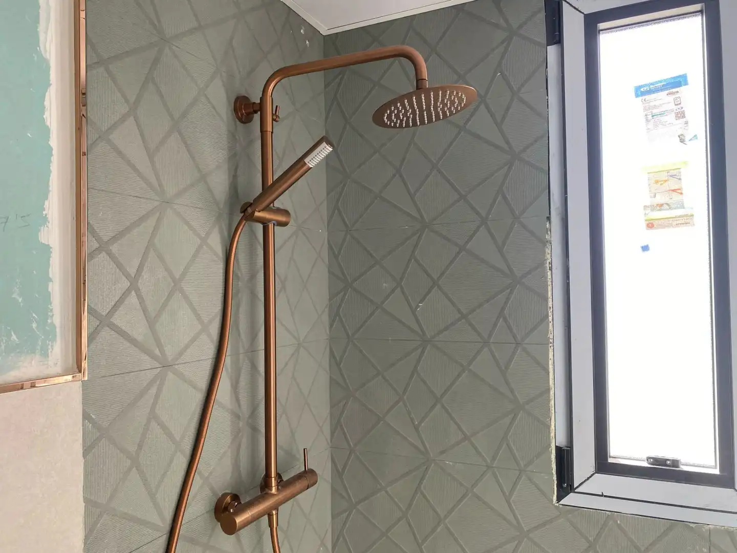 Badezimmer von Dachboden zum Verkauf in Armilla mit Klimaanlage, Heizung und Terrasse