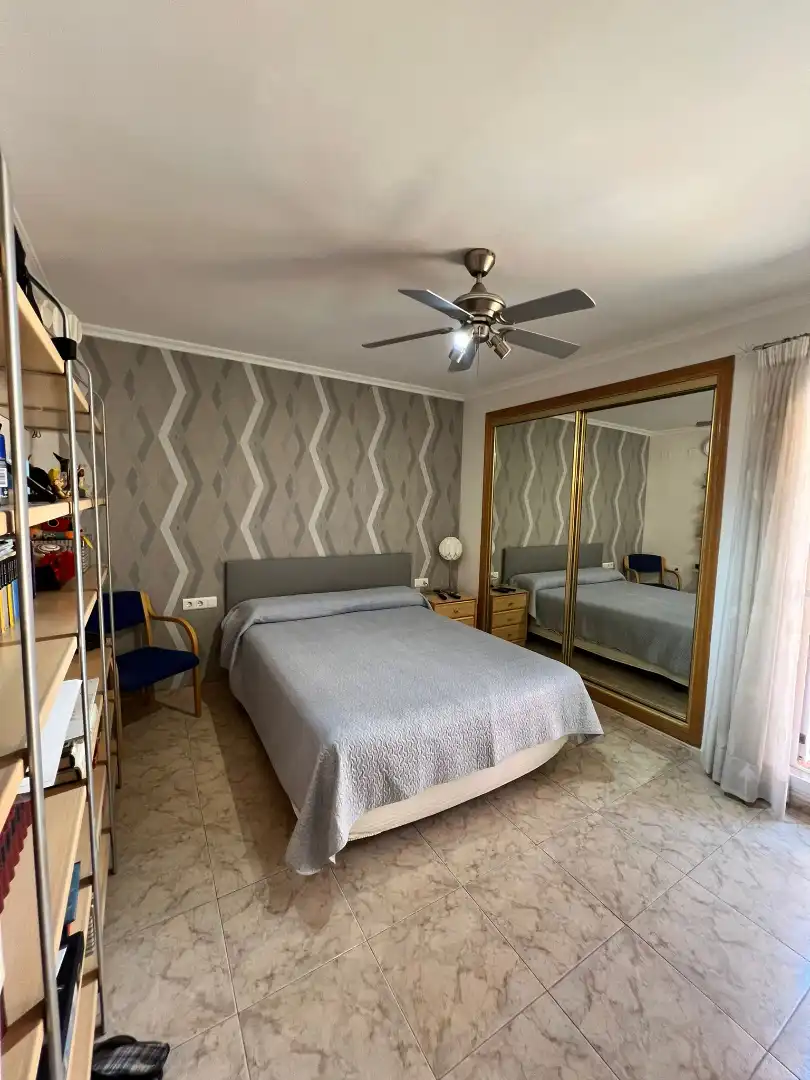 Schlafzimmer von Einfamilien-Reihenhaus zum Verkauf in Sagunto / Sagunt mit Klimaanlage, Heizung und Terrasse