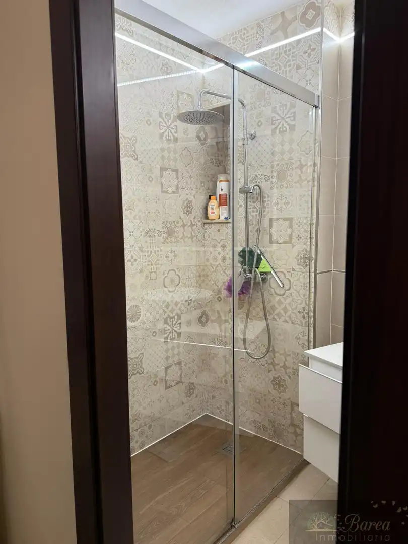 Bathroom of Flat for sale in Rute  with Air Conditioner, Heating and Terrace