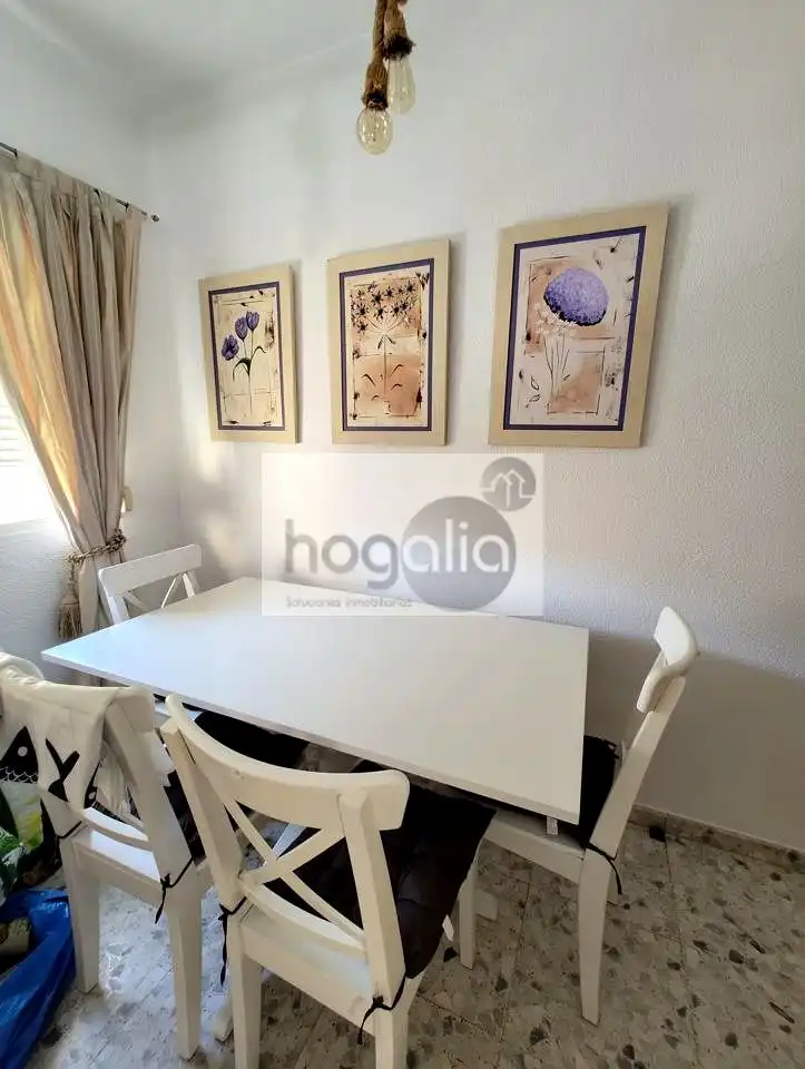 Comedor de Piso de alquiler en Sevilla con Aire acondicionado y Amueblado