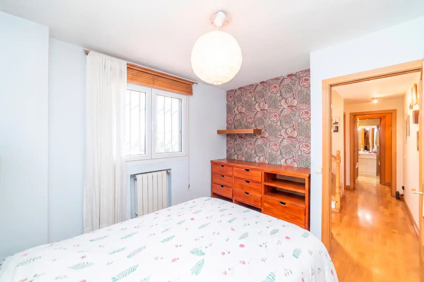 Dormitori de Casa o xalet en venda en Arroyomolinos (Madrid) amb Aire condicionat, Jardí privat i Terrassa