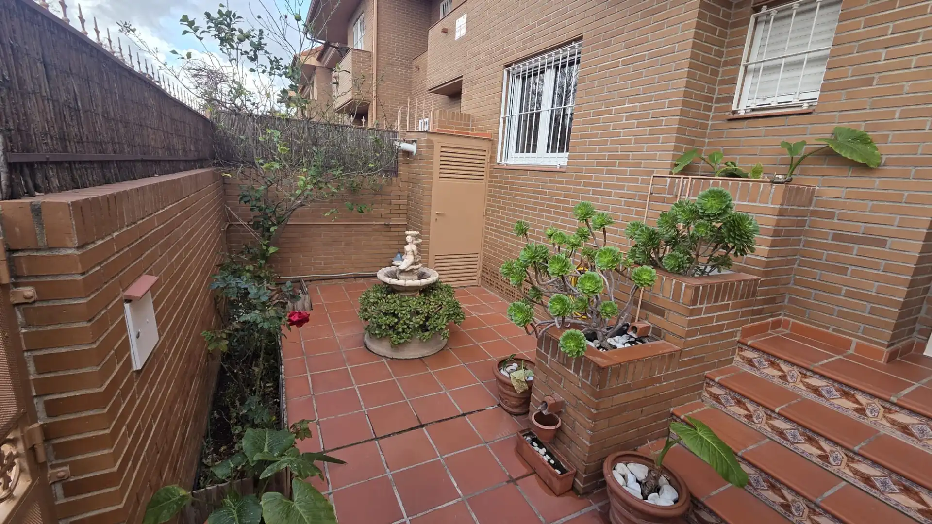 Jardín de Casa o chalet en venta en Alicante / Alacant con Aire acondicionado, Jardín privado y Terraza