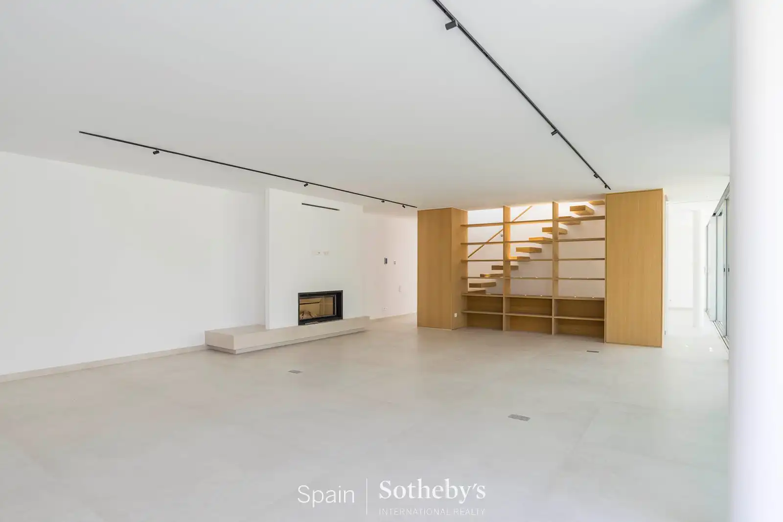 Houses for rent in Madrid  with Air Conditioner, Heating and Private garden