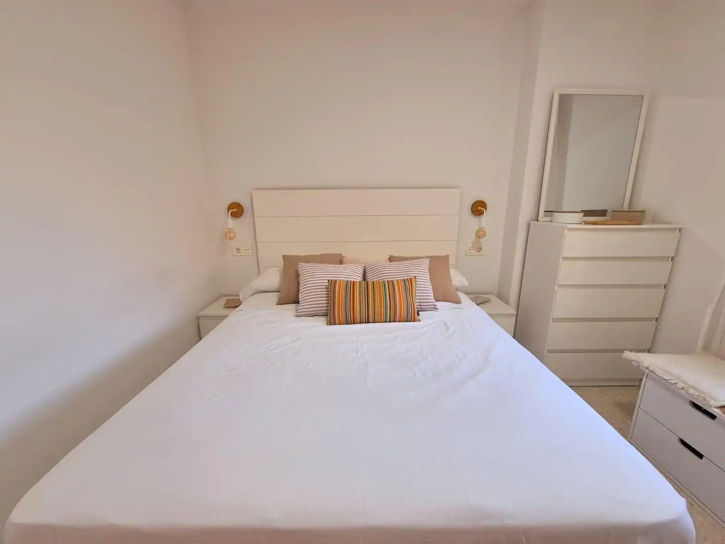 Schlafzimmer von Erdgeschoss zur Miete in Algeciras