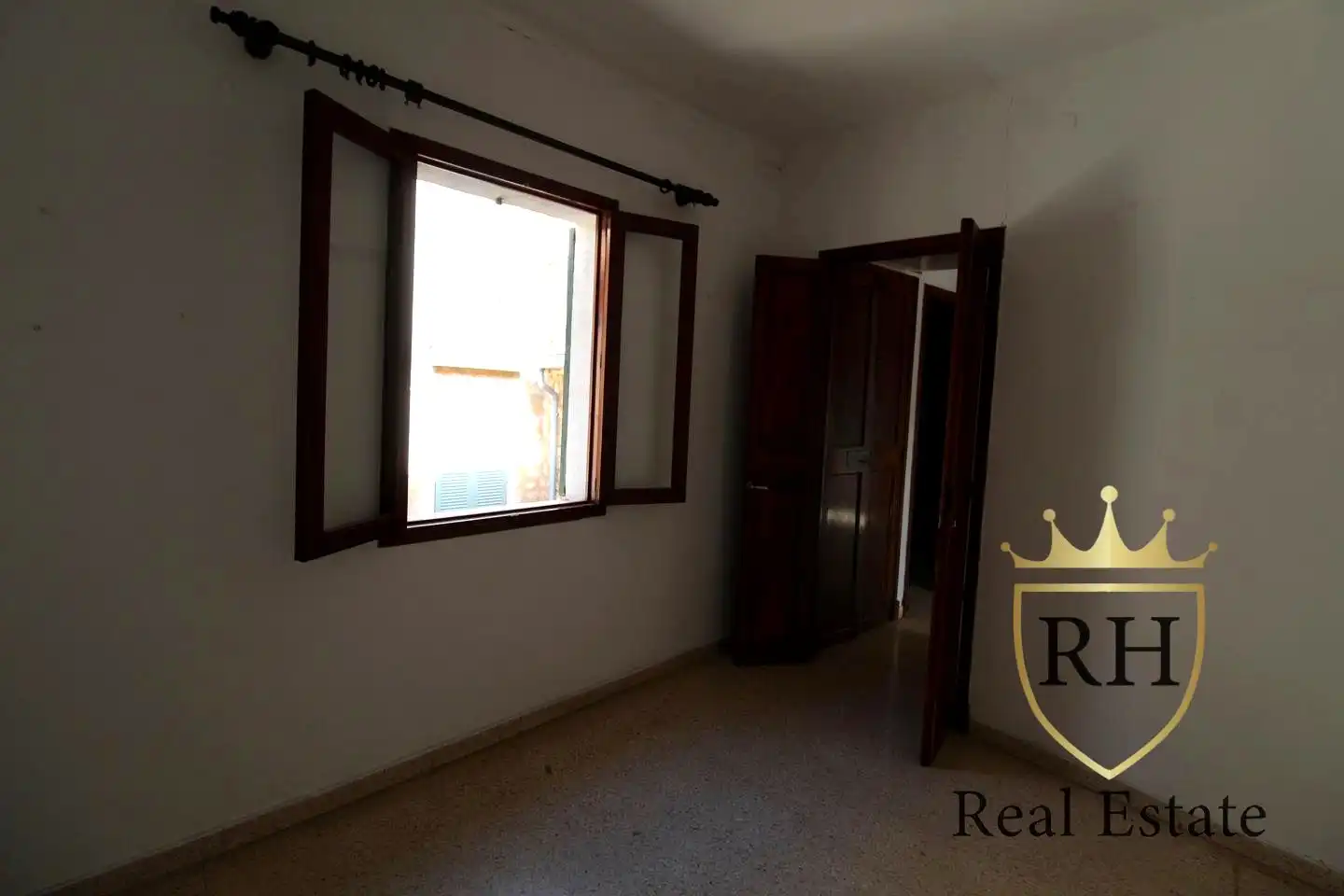 Bedroom of Flat for sale in Sóller  with Air Conditioner and Balcony