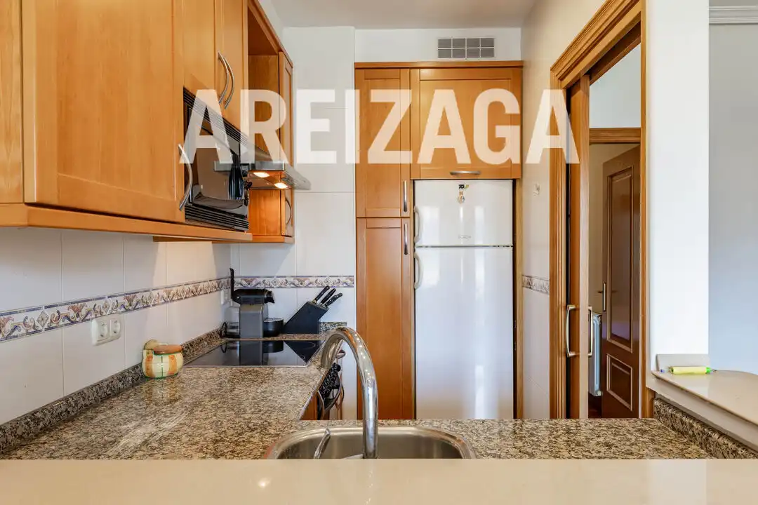 Cocina de Piso en venta en Donostia - San Sebastián  con Calefacción, Amueblado y Balcón