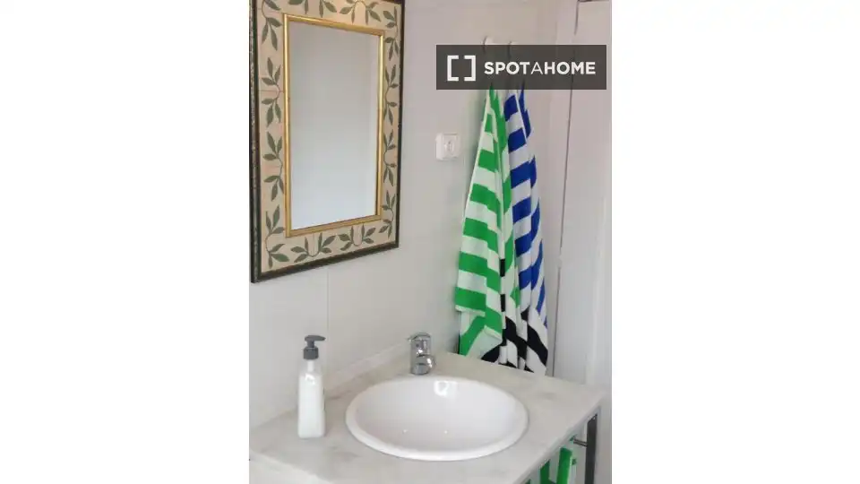 Flat with terrace to rent in Extramurs, imagen 17