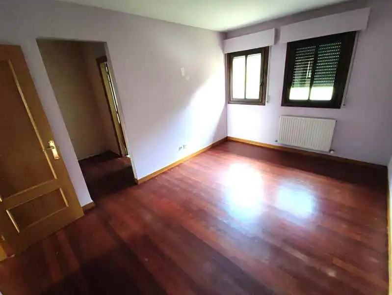 Habitación de Casa adosada en venta en Zuia con Jardín privado y Balcón