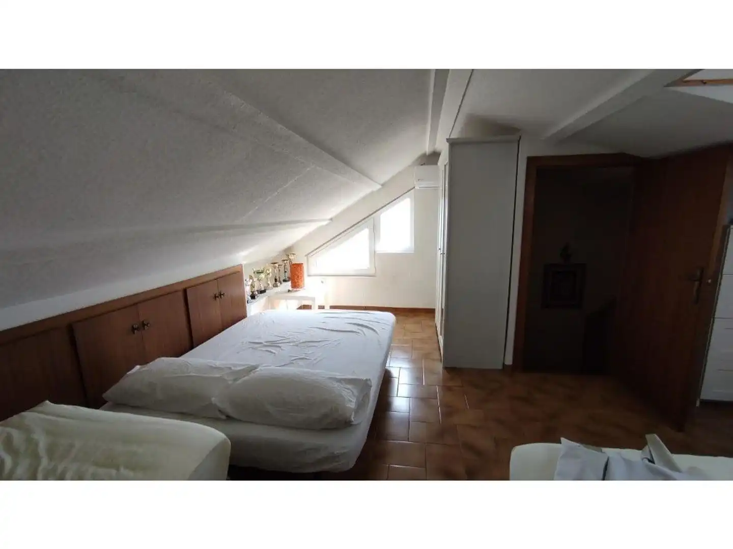 Habitación de Casa adosada en venta en El Puig de Santa Maria con Aire acondicionado, Calefacción y Jardín privado