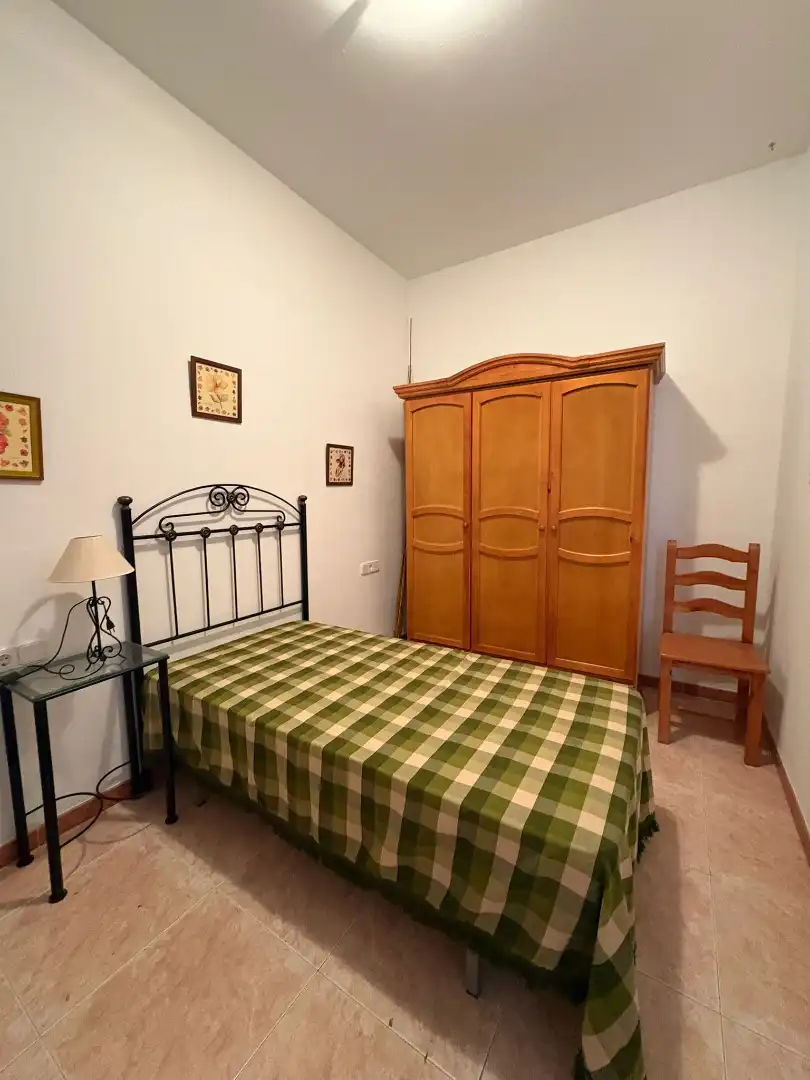 Habitación de Piso en venta en Carmona con Aire acondicionado, Calefacción y Amueblado