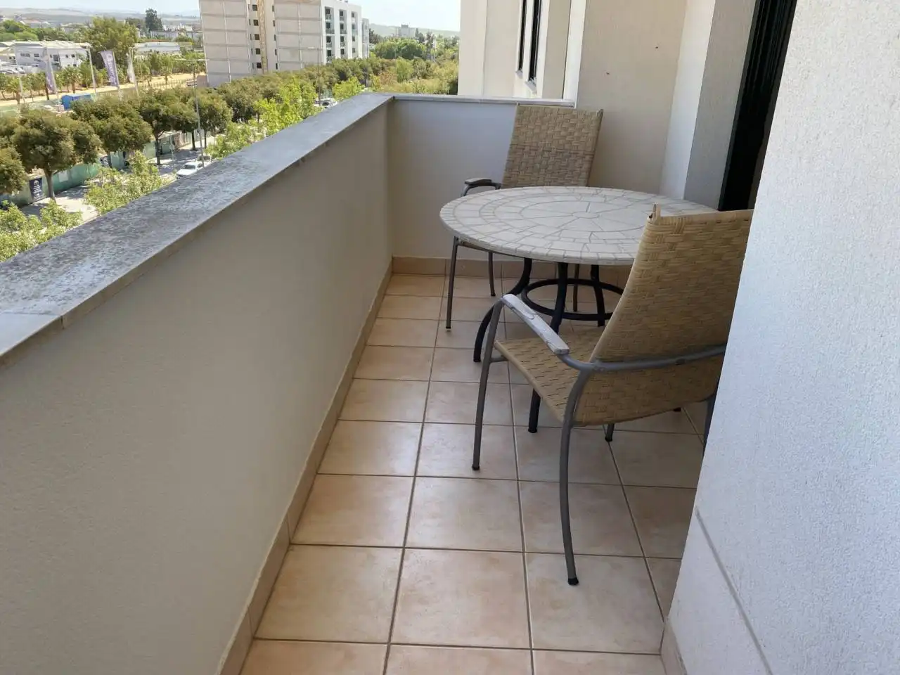 Piso de alquiler en Avenida JOSE MANUEL CABALLERO BONALD, 4, Caballero Bonald - San José Obrero - Guadalcacín