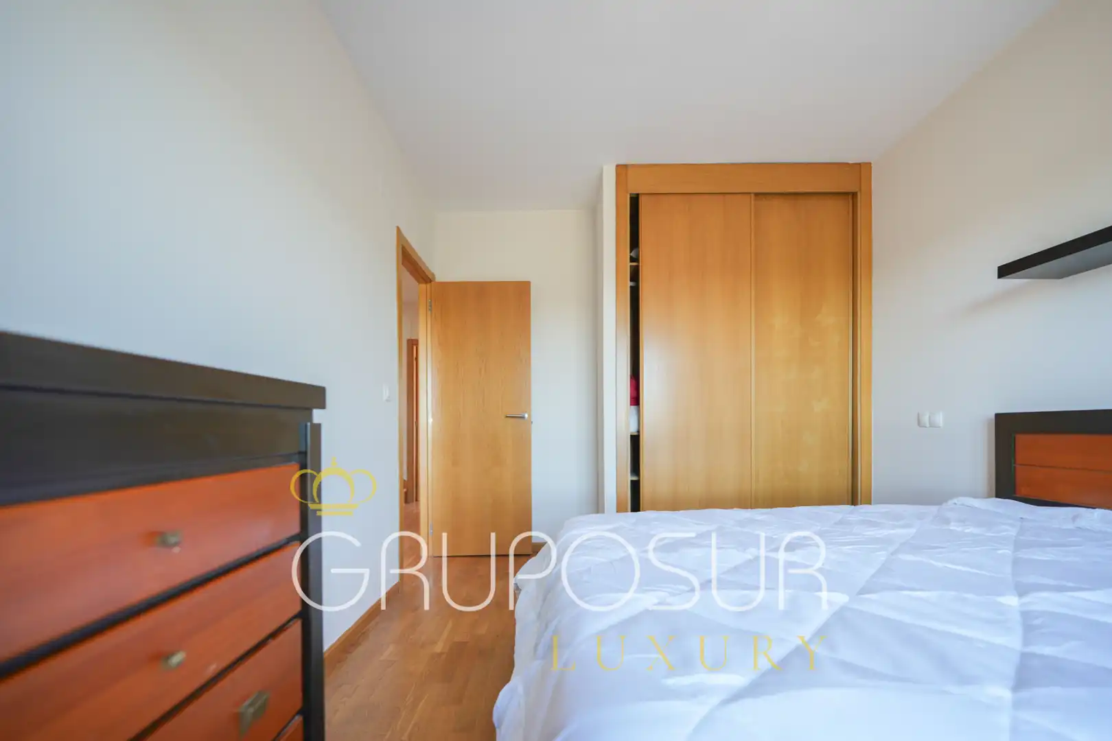 Schlafzimmer von Einfamilien-Reihenhaus zum Verkauf in Aldeamayor de San Martín mit Heizung, Privatgarten und Parkett