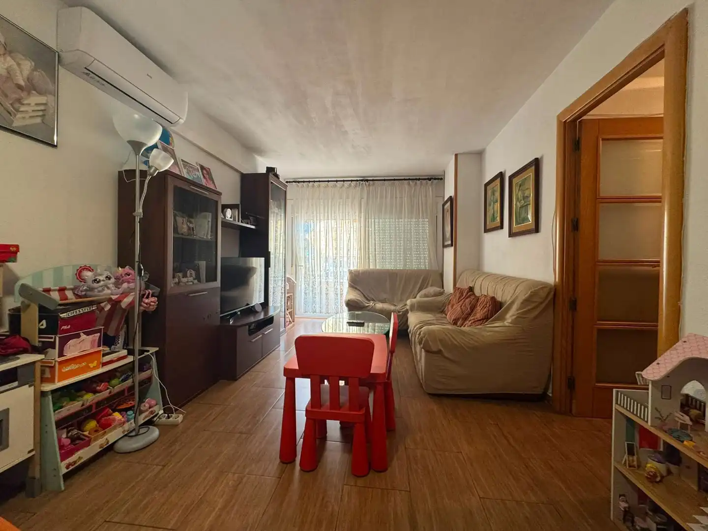 Sala d'estar de Pis en venda en Salt
