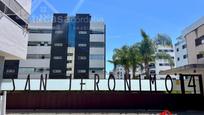 Vista exterior de Pis en venda en  Córdoba Capital amb Calefacció, Jardí privat i Terrassa