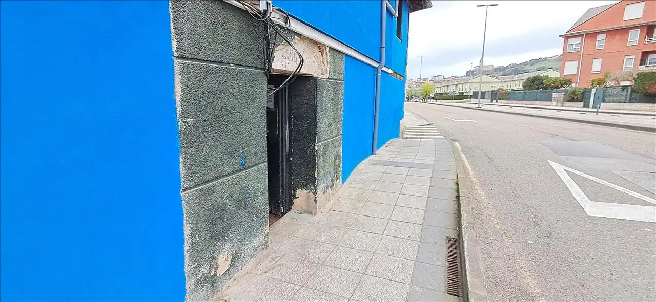 Vista exterior de Pis en venda en Santander