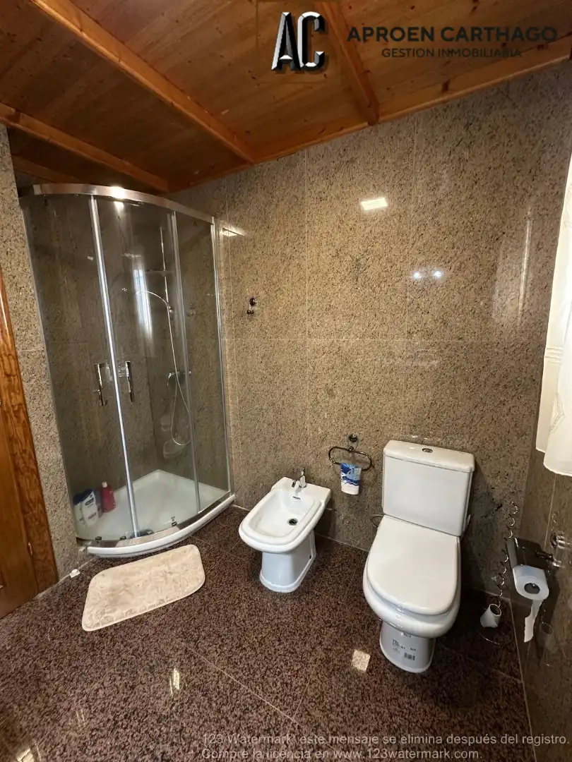 Baño de Casa o chalet en venta en Cartagena con Aire acondicionado, Calefacción y Jardín privado
