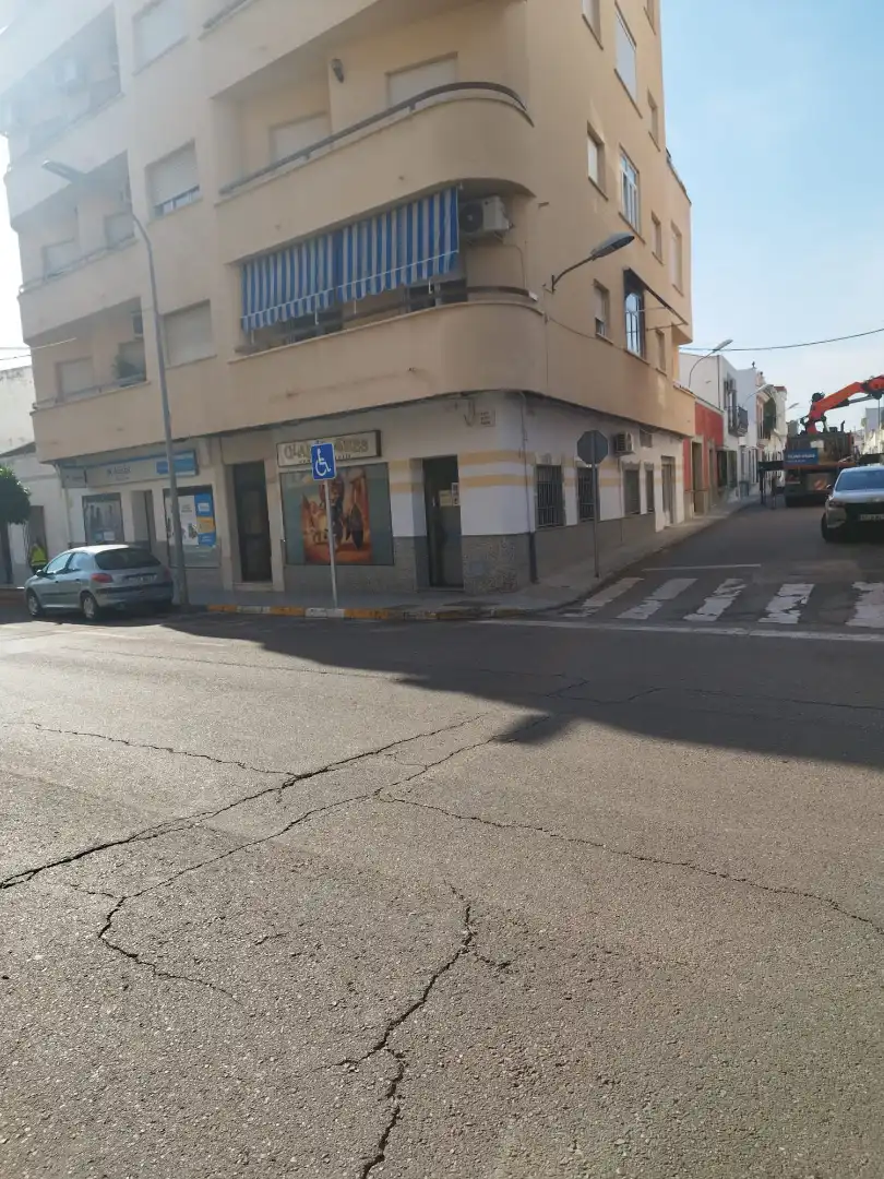 Local comercial en alquiler en Calle Santa Marta