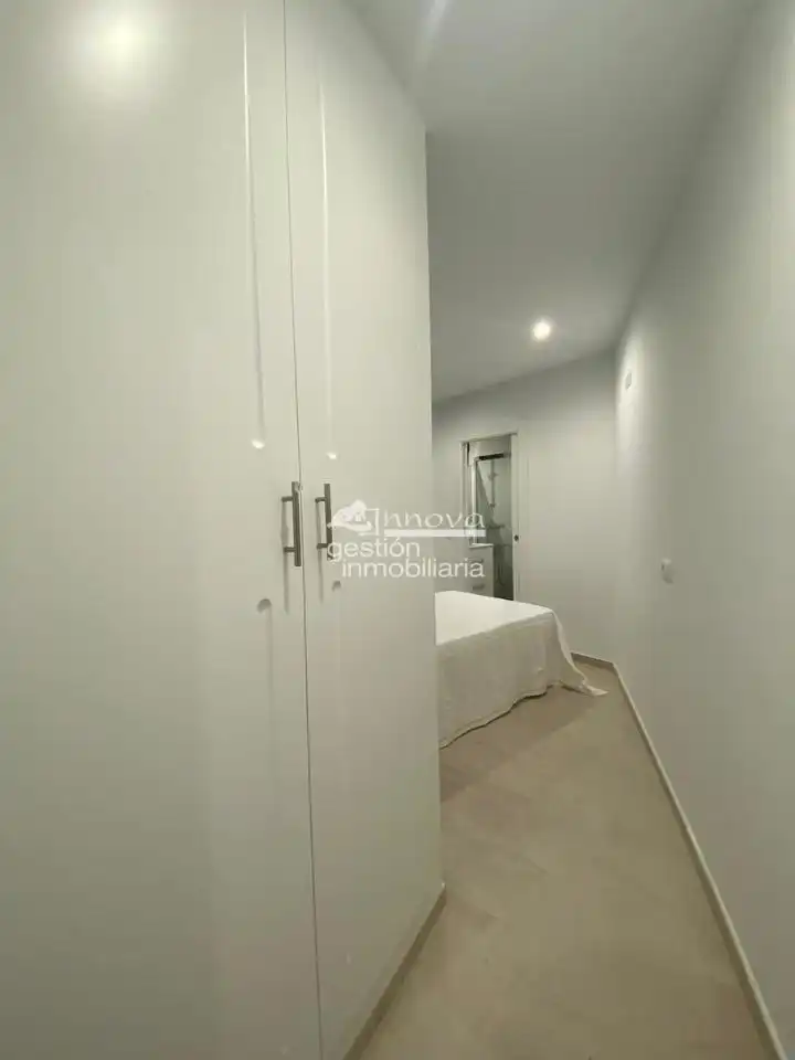 Dormitori de Casa o xalet de lloguer en Segovia amb Calefacció, Terrassa i Moblat