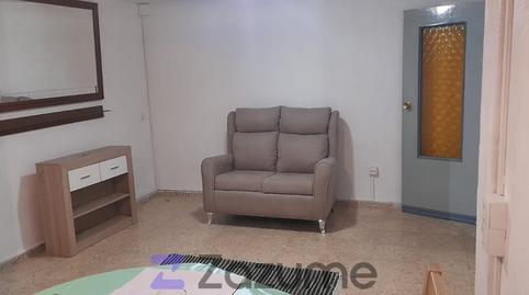 Photo 3 of Flat for rent in C. Motril, Sector Sur,  Córdoba Capital