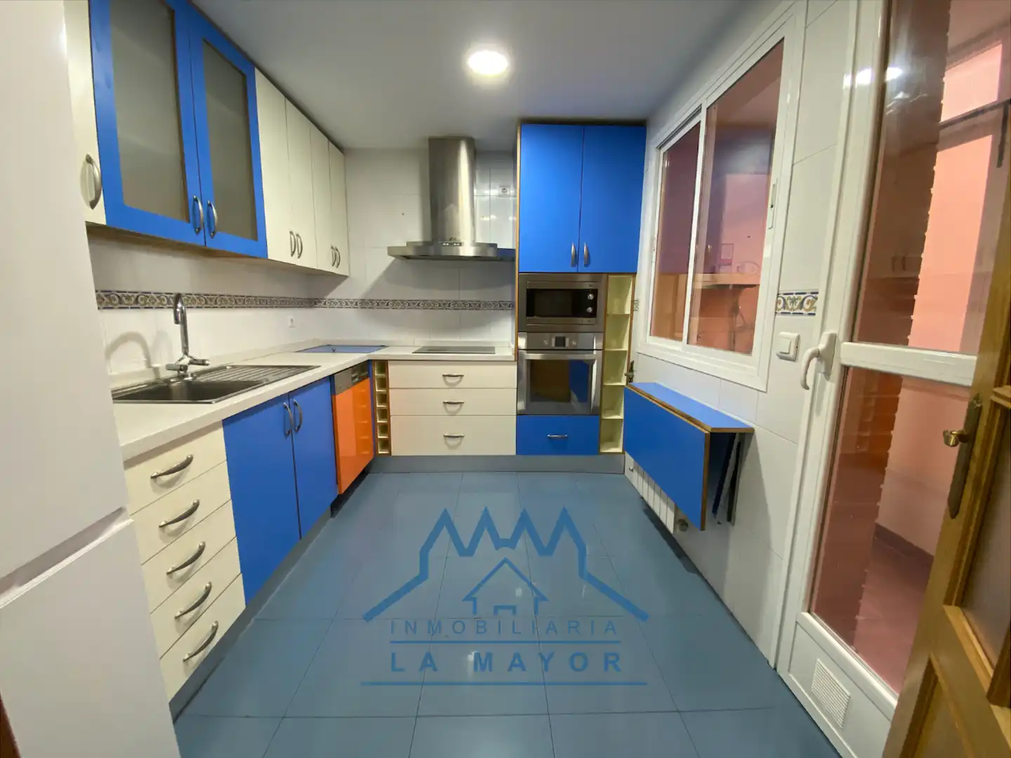 Cocina de Dúplex en venta en Ciudad Real Capital con Aire acondicionado, Calefacción y Terraza