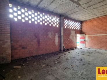 Local comercial en venda a Calle la Industria