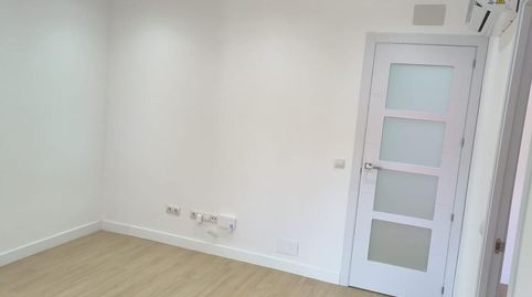 Foto 3 de Piso en venta en Los Rosales, Madrid Capital
