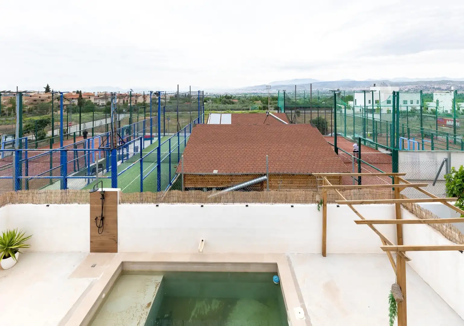 Piscina de Casa o xalet en venda en La Zubia amb Terrassa i Piscina