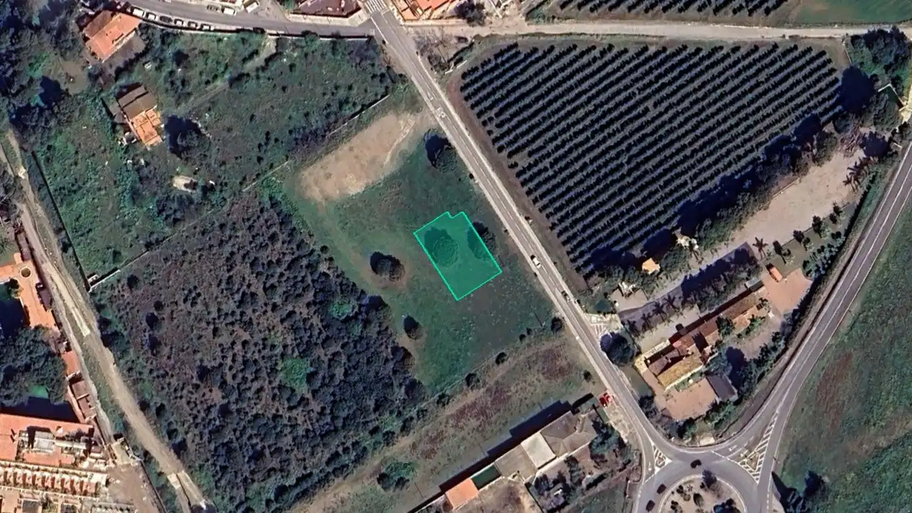 Rural land for sale in C/ de Barcelona