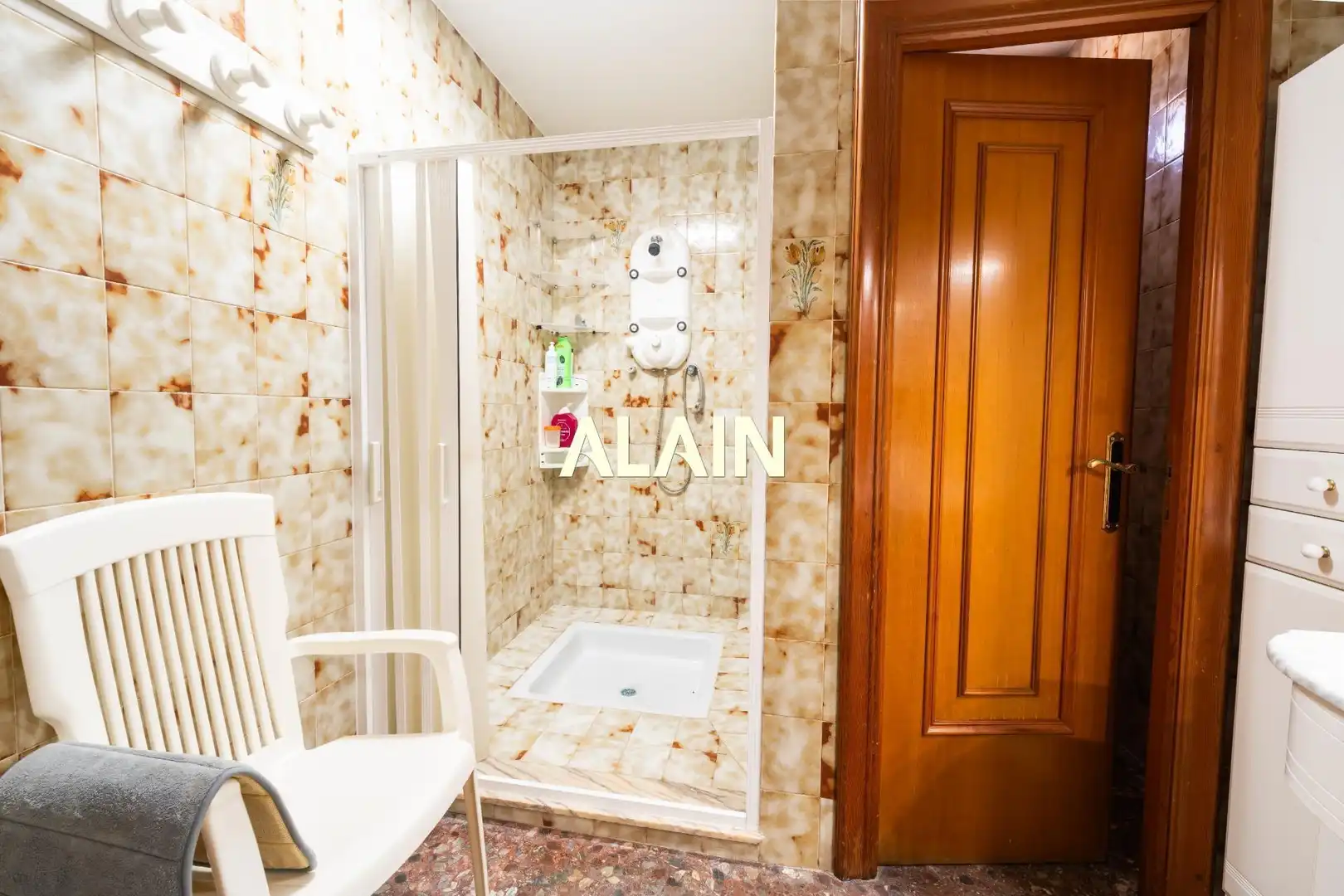Baño de Casa o chalet en venta en Chiva con Jardín privado, Terraza y Trastero