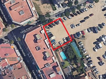 Terreny residencial en venda a Carrer Santiago Rusiñol