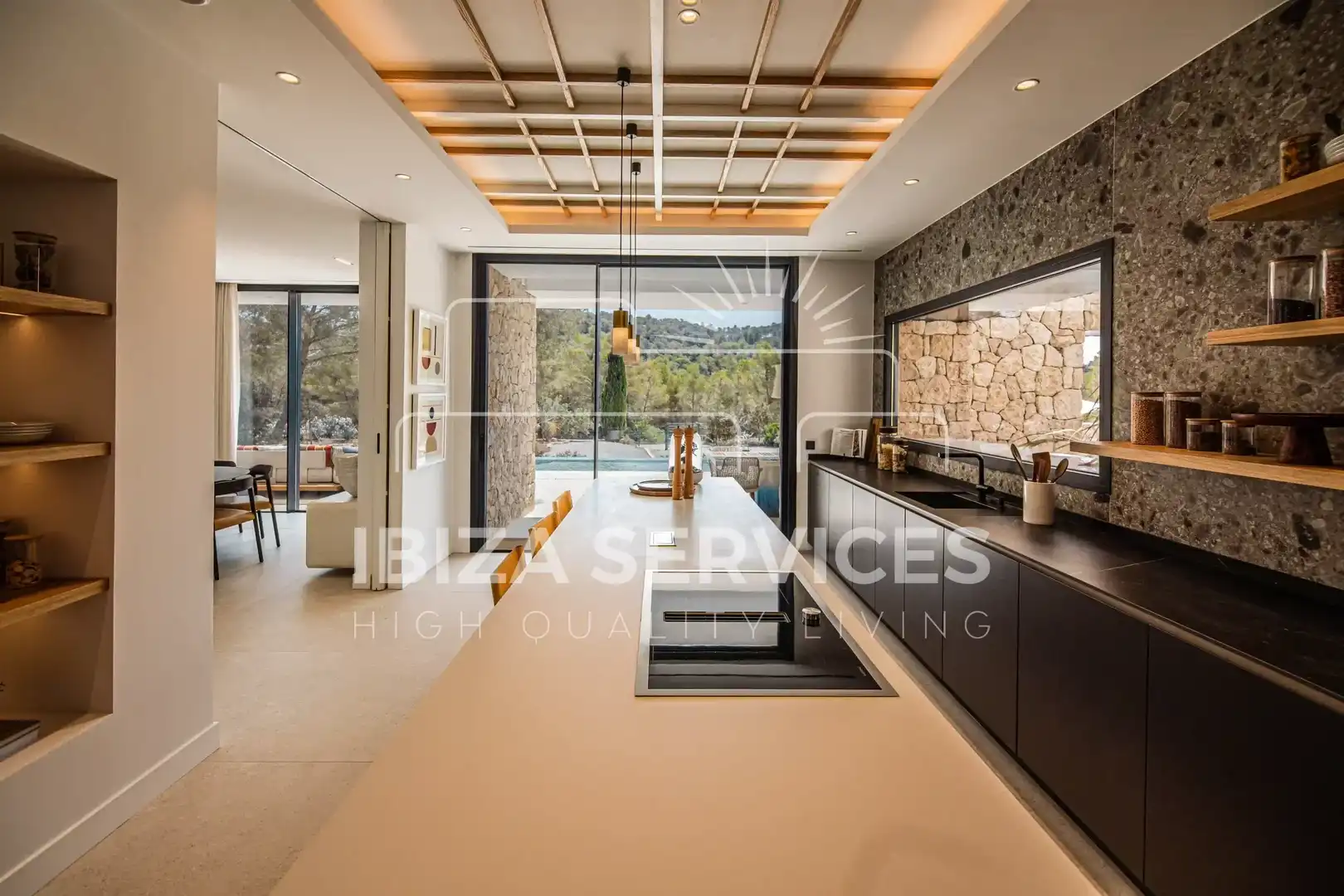 Cocina de Casa o chalet en venta en Santa Eulària des Riu con Aire acondicionado, Jardín privado y Piscina