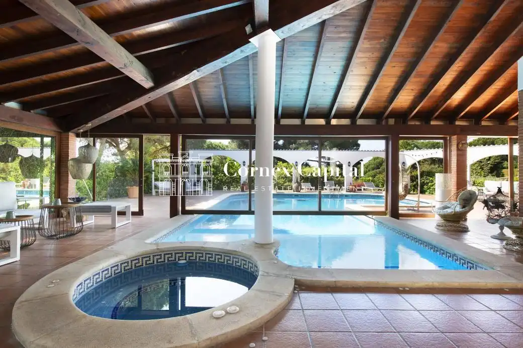 Schwimmbecken von Country house zum Verkauf in Sant Andreu de Llavaneres mit Privatgarten, Terrasse und Schwimmbad