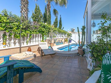 Maison mitoyenne avec balcon à vendre à Calle talco