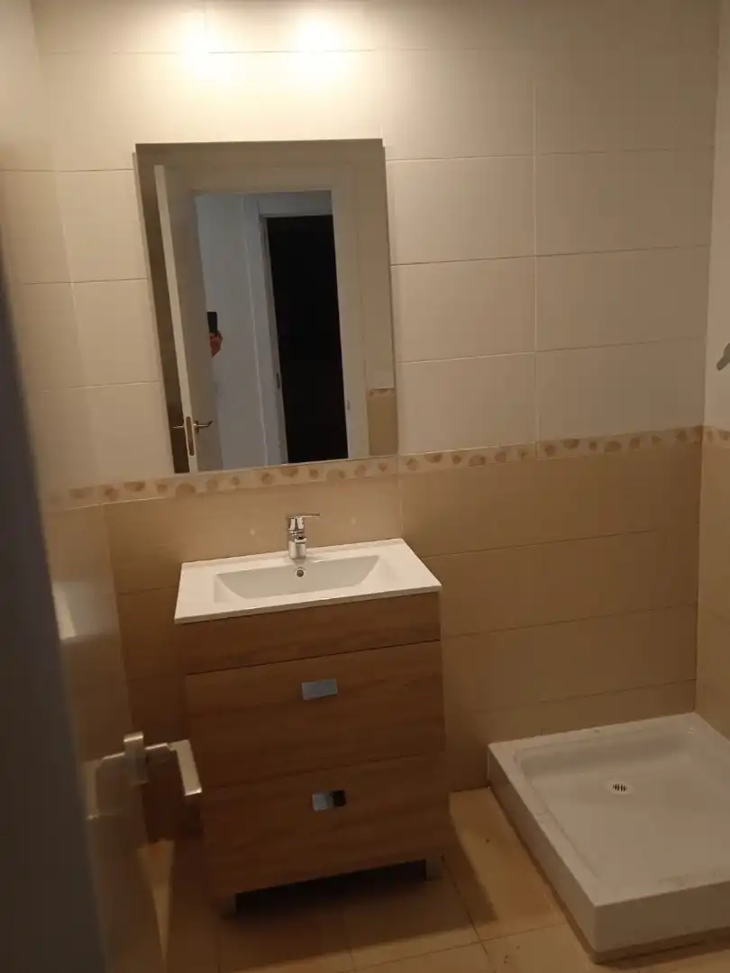 Badezimmer von Wohnung zur Miete in Móra d'Ebre mit Klimaanlage